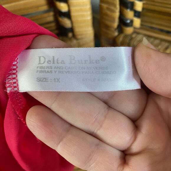 Delta Burke Intimates Hot Pink & Black Lace Babydoll Nightgown Chemise 1X sheer - Picture 3 of 6